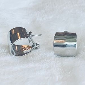 Vintage Monet Lever-back Earrings